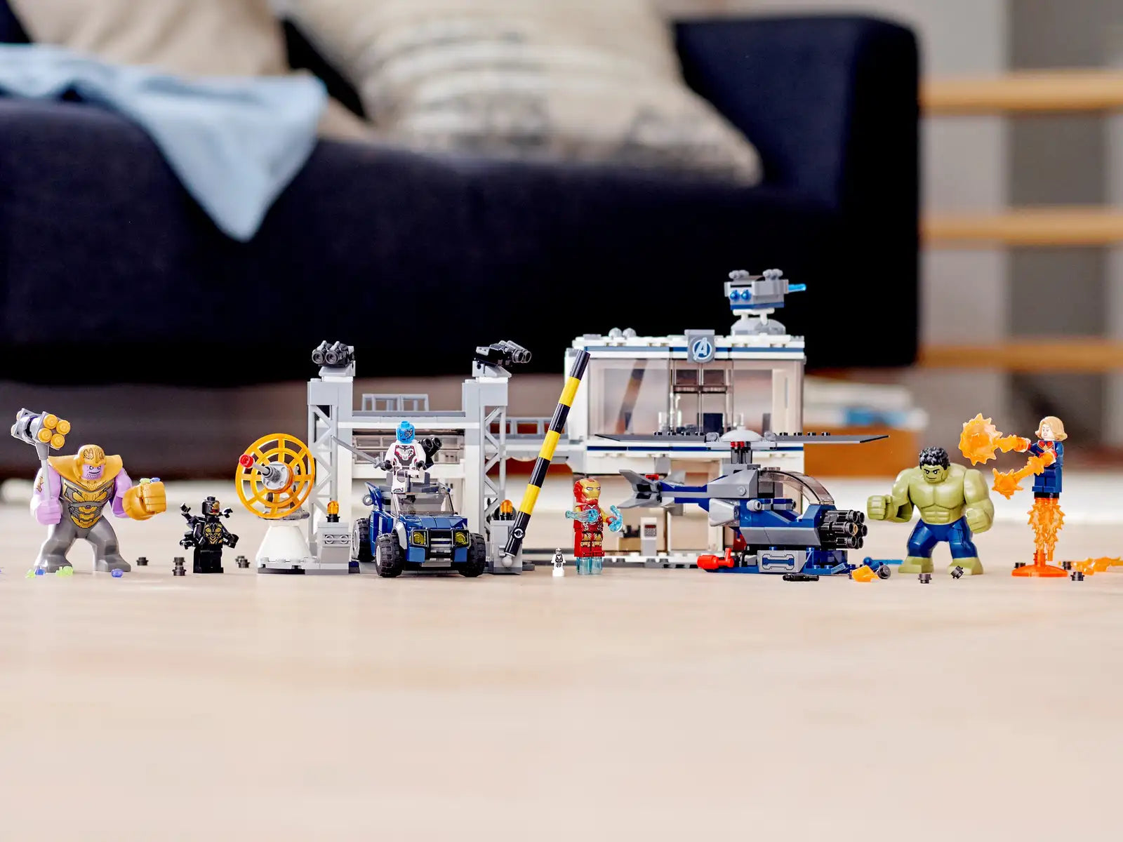 Lego Avengers Batalla En El Complejo 76131 - 699 Pz